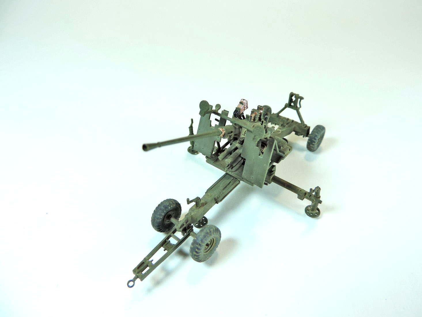 40-мм зенитное орудие Bofors L60