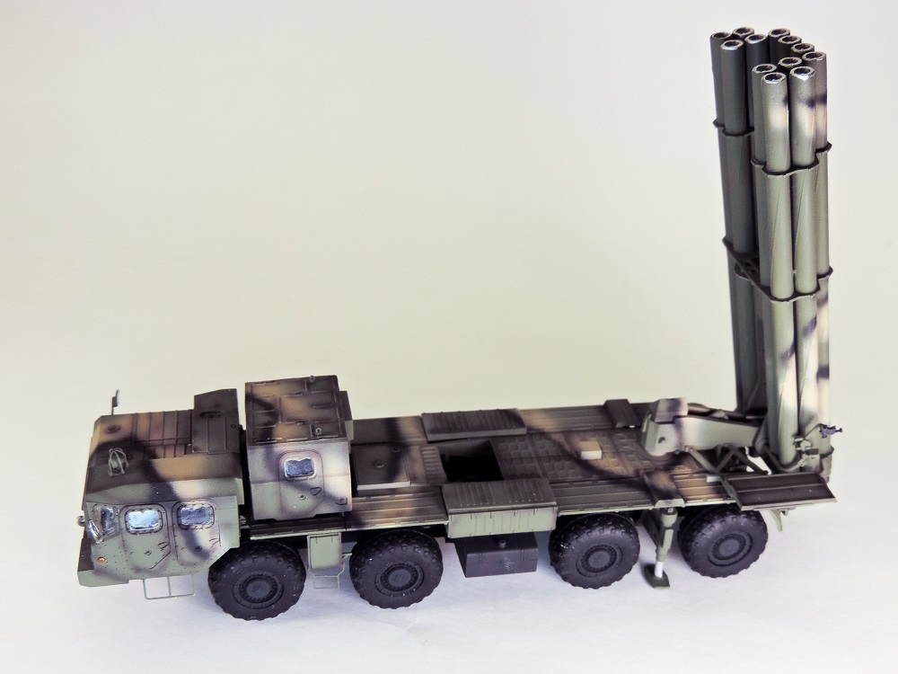 Реактивная система залпового огня БМ-30 (9К58) "СМЕРЧ"